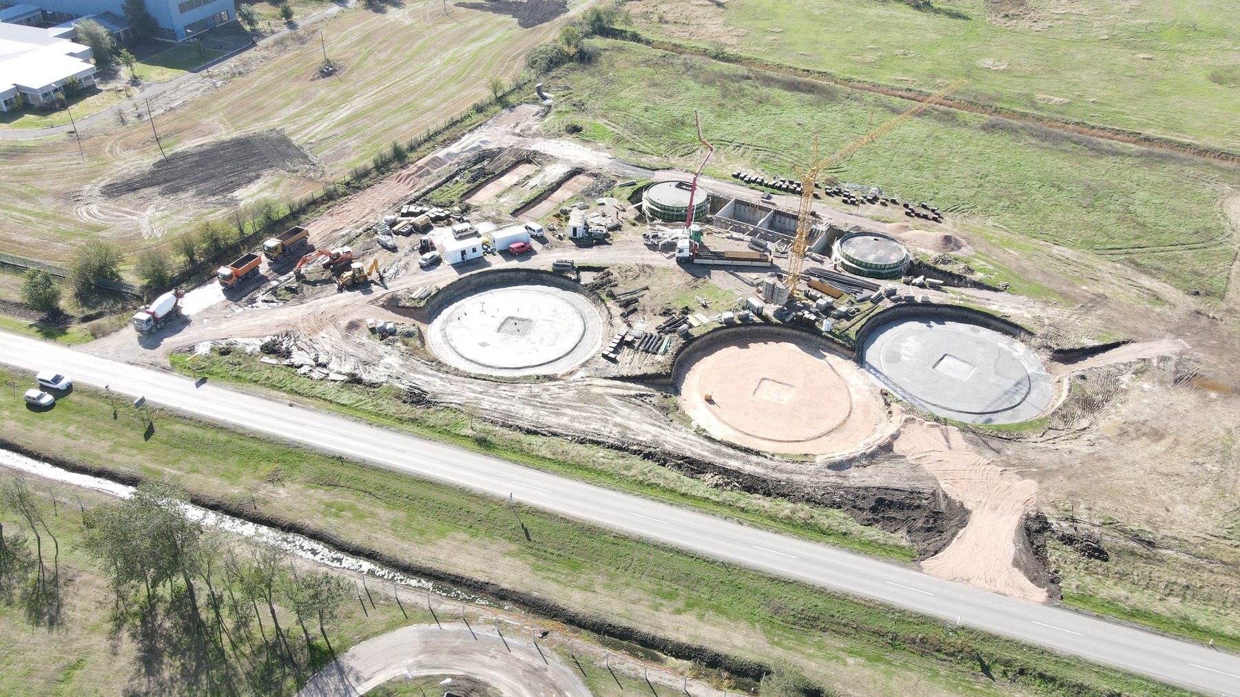 Zračni pogled na izvedbu kružnih spremnika – BPS Alter Biogas Jato