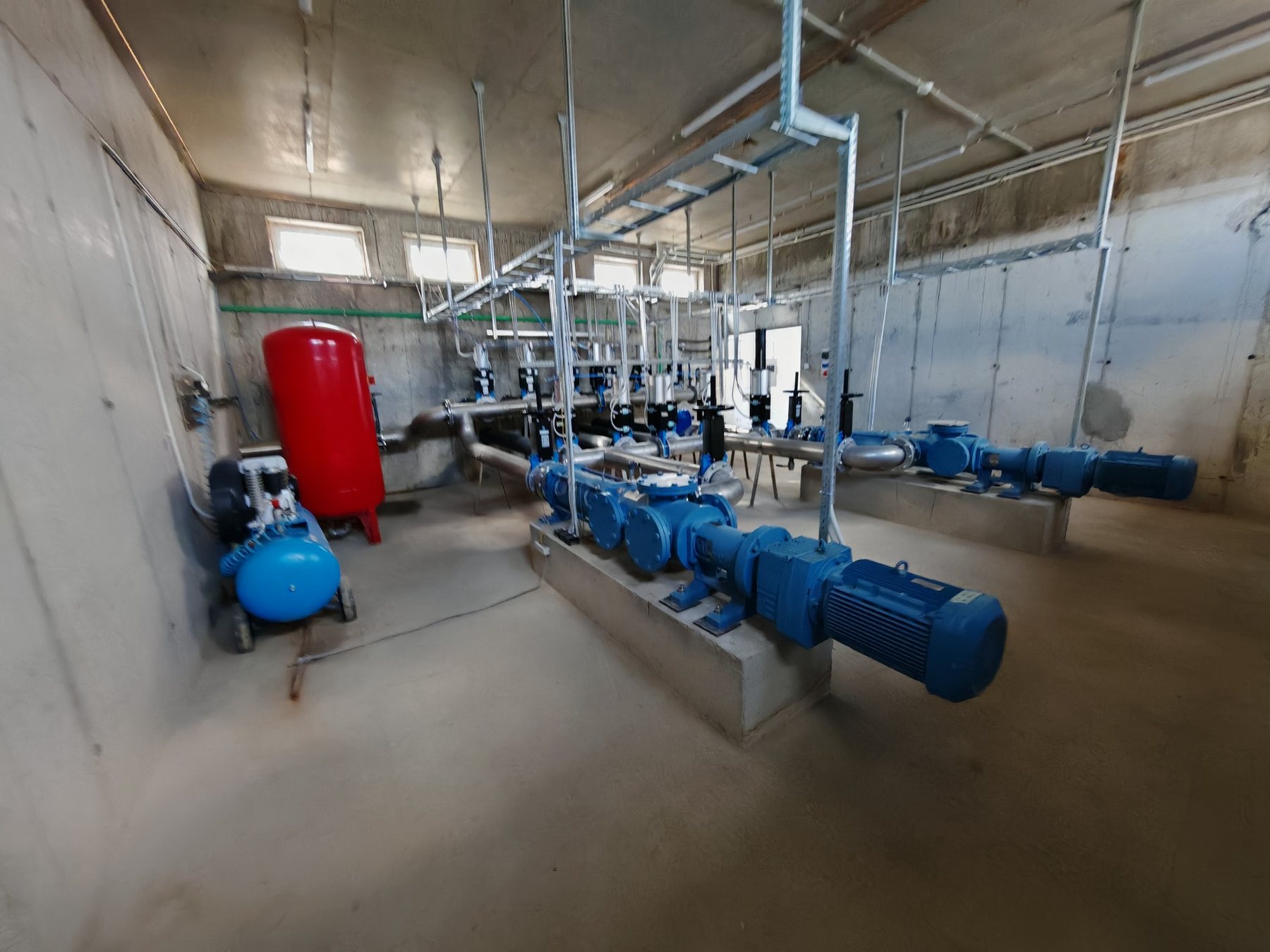 Strojarnica s ugrađenim pumpama i procesnim cjevovodima – BPS Alter Biogas Plan