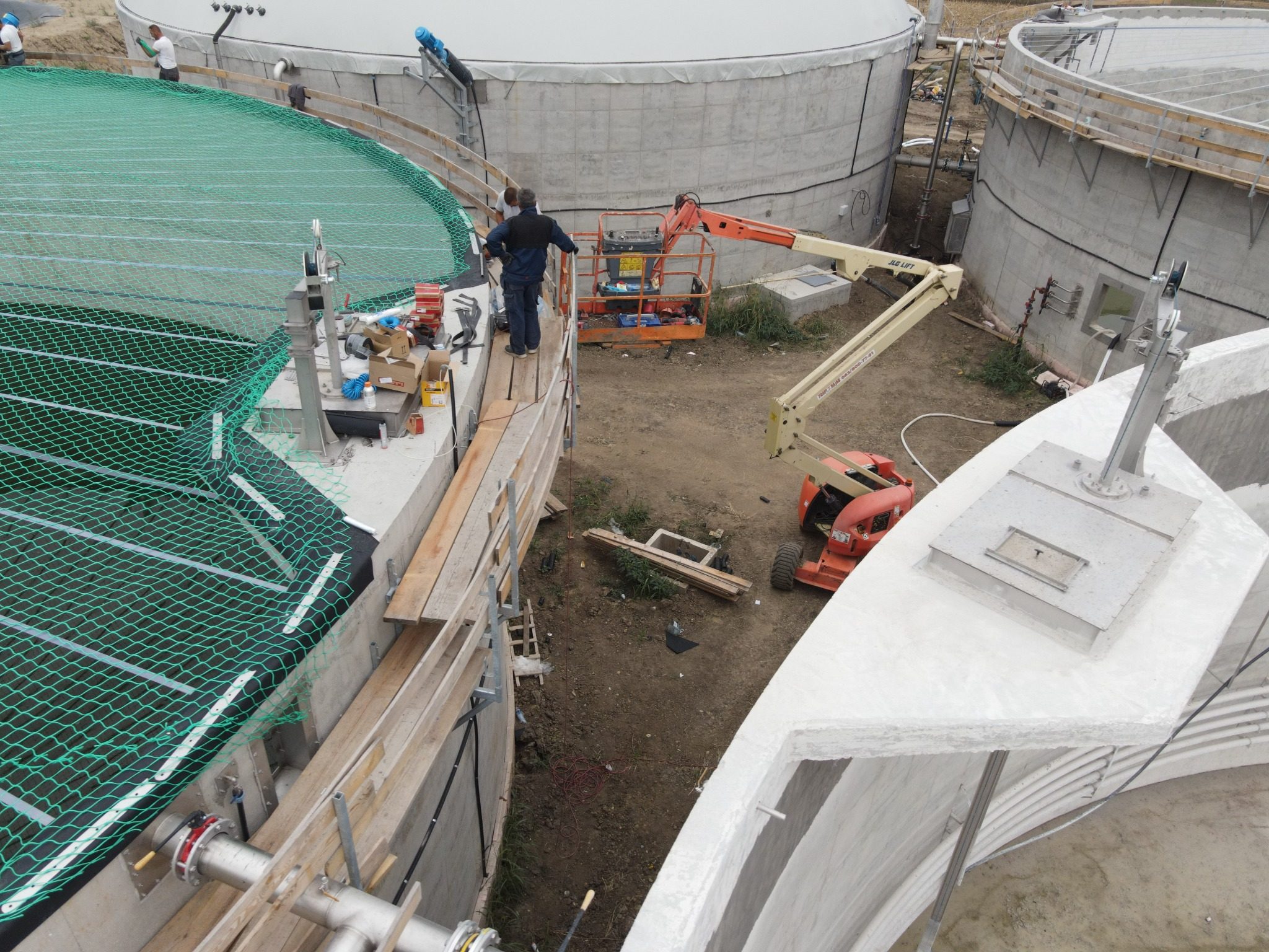 Montaža zaštitne mreže iznad spremnika – BPS Alter Biogas Toma