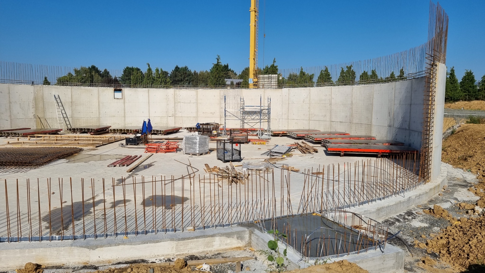 Unutrašnjost spremnika nakon izvedbe zida – BPS Kutjevo